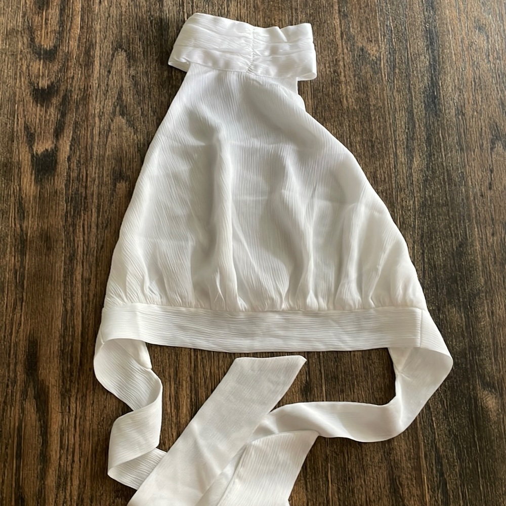 Princess Polly open back top size 2